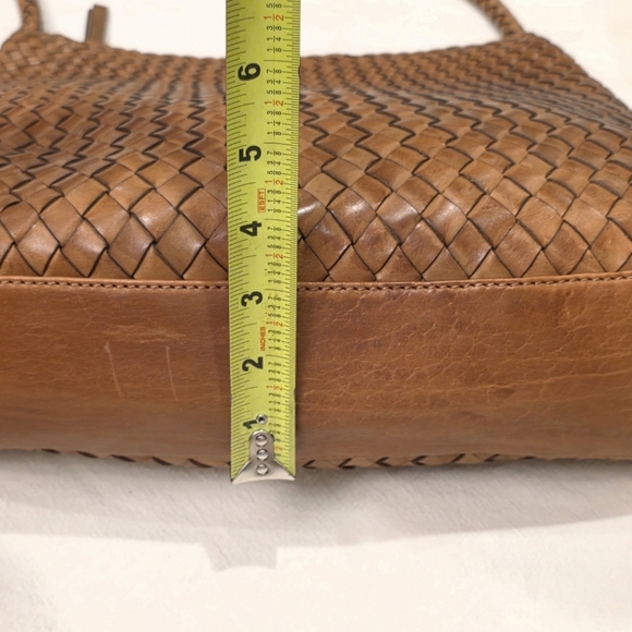 Aspen Woven Shoulder Bag Leather Basket Weave Handbag Women’s Brown Cognac *EUC* - Picture 9 of 13